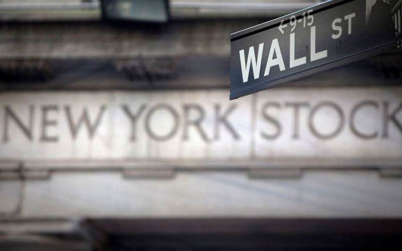 华尔街小幅下跌，投资者等待通胀数据