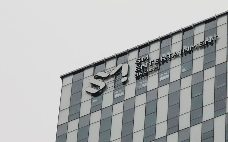 反垄断调查，韩国流行音乐机构股价下跌