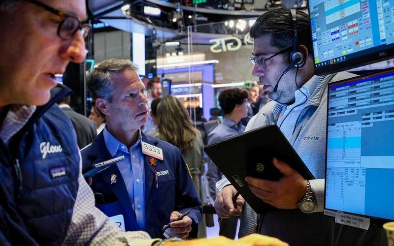Embattled Treasury Bulls Look to Fed to Spur Long-Sought Rally