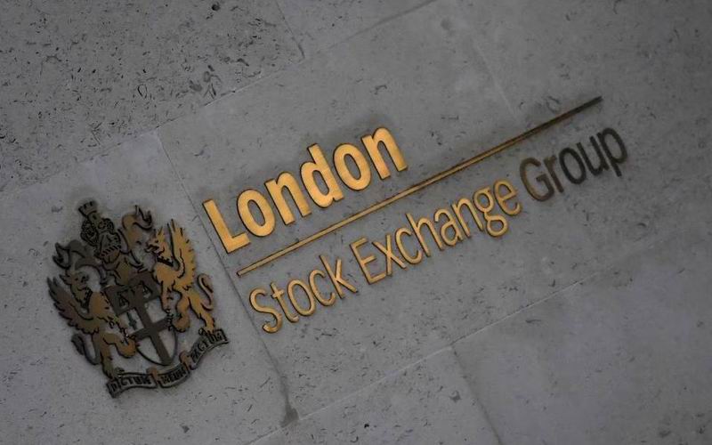 英国股市下跌，压倒美联储停止加息希望